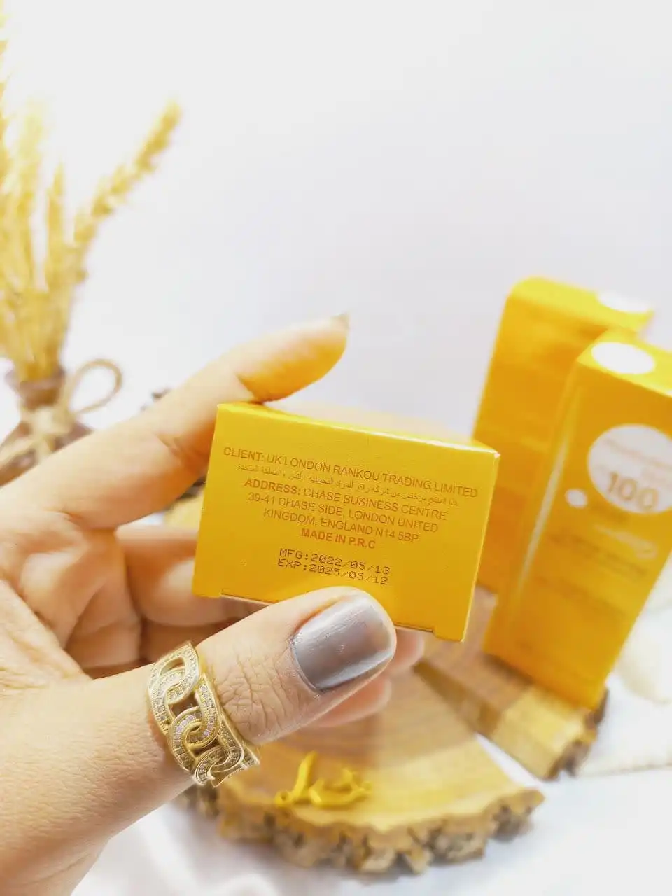 کرم ضد آفتاب بی رنگ SPF100 فتودرم مکس بیودرما BIODERMA کد RK1019 (طرح اصلی نوشته روی کارتن برجسته میباشد)