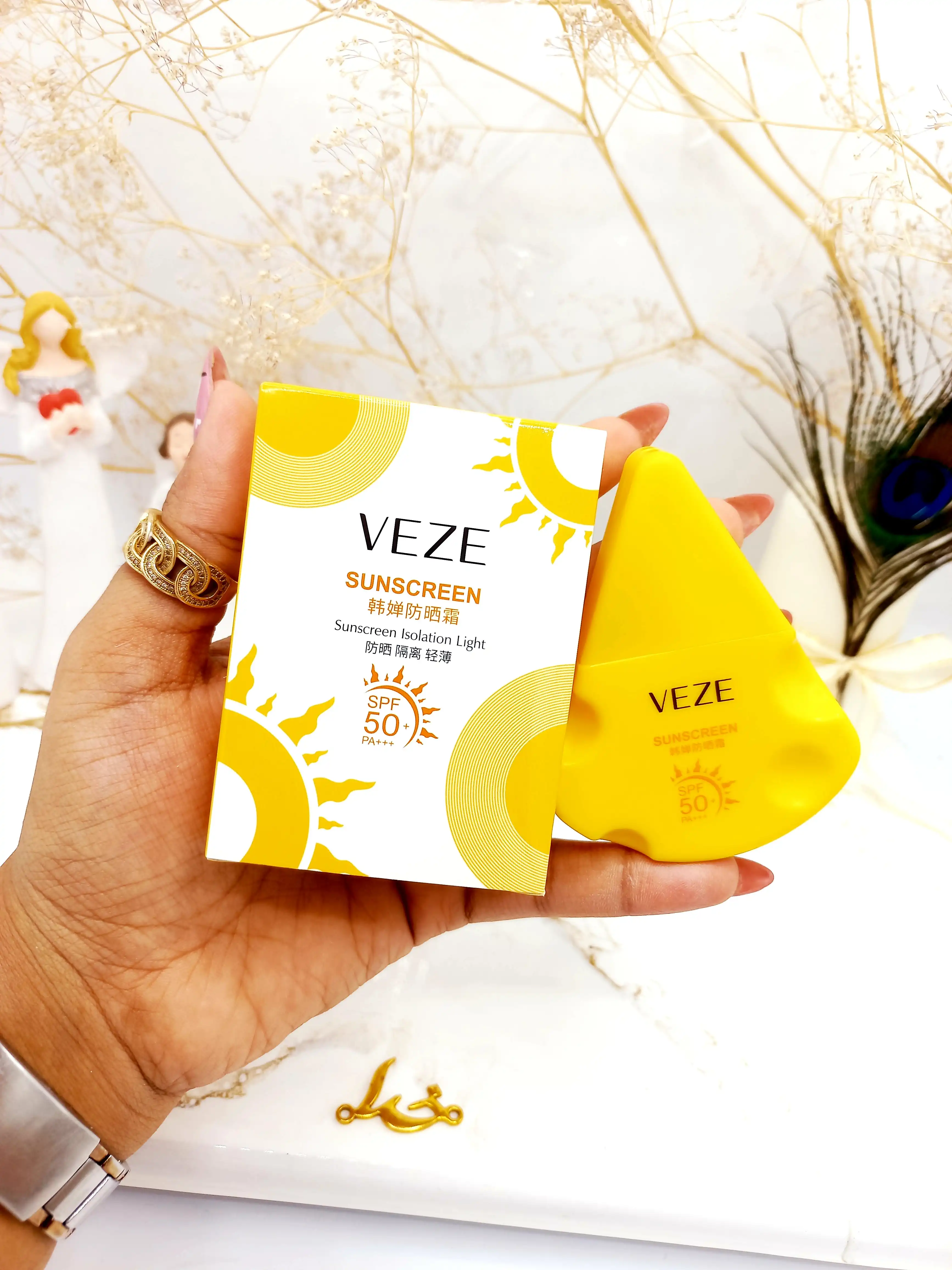 کرم ضد آفتاب پنیری وزه VEZE SPF 50 کد FZ31028