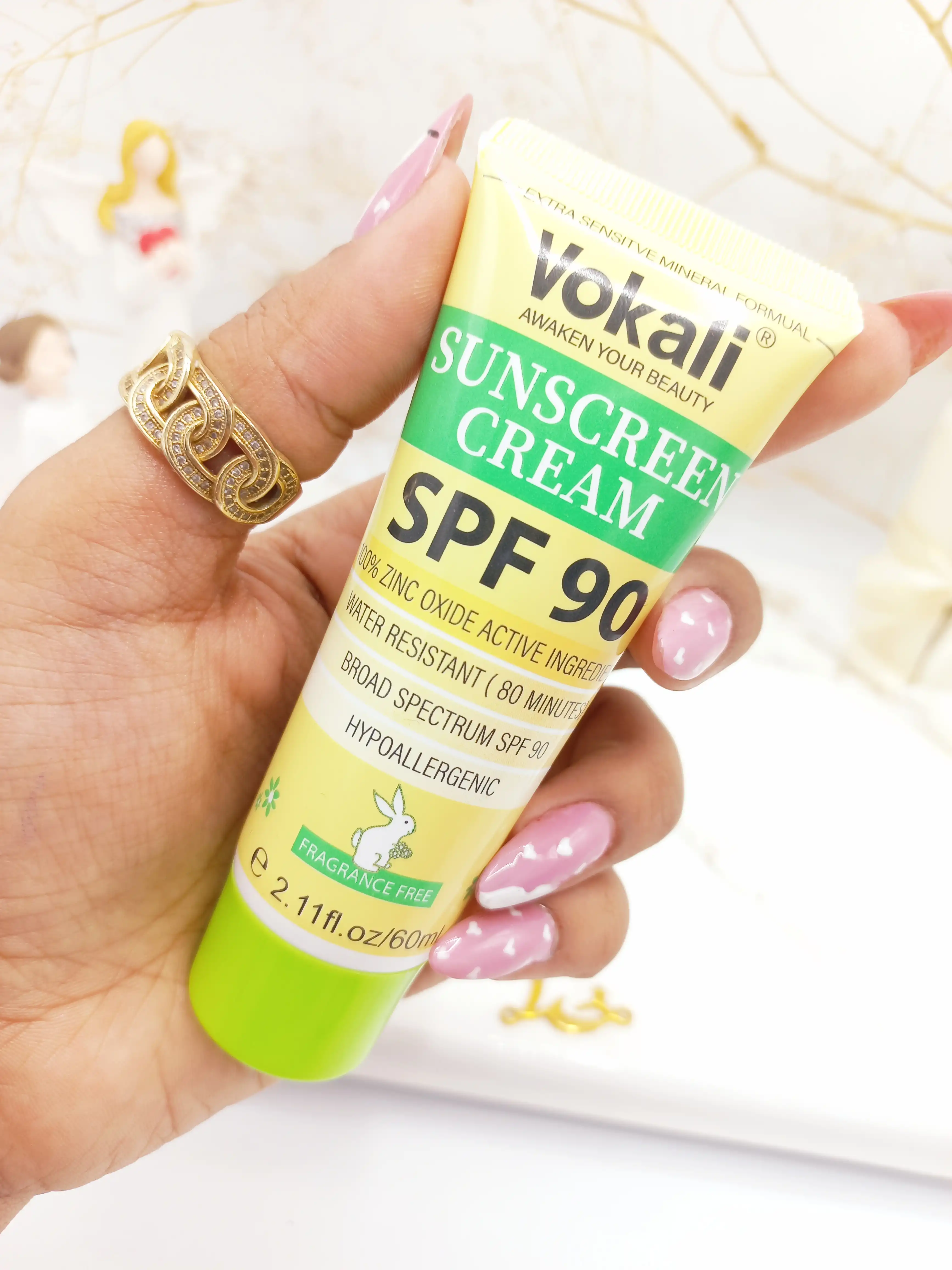 ضدآفتاب وکالی سان کرمVokali Spf 90 کد cx7256
