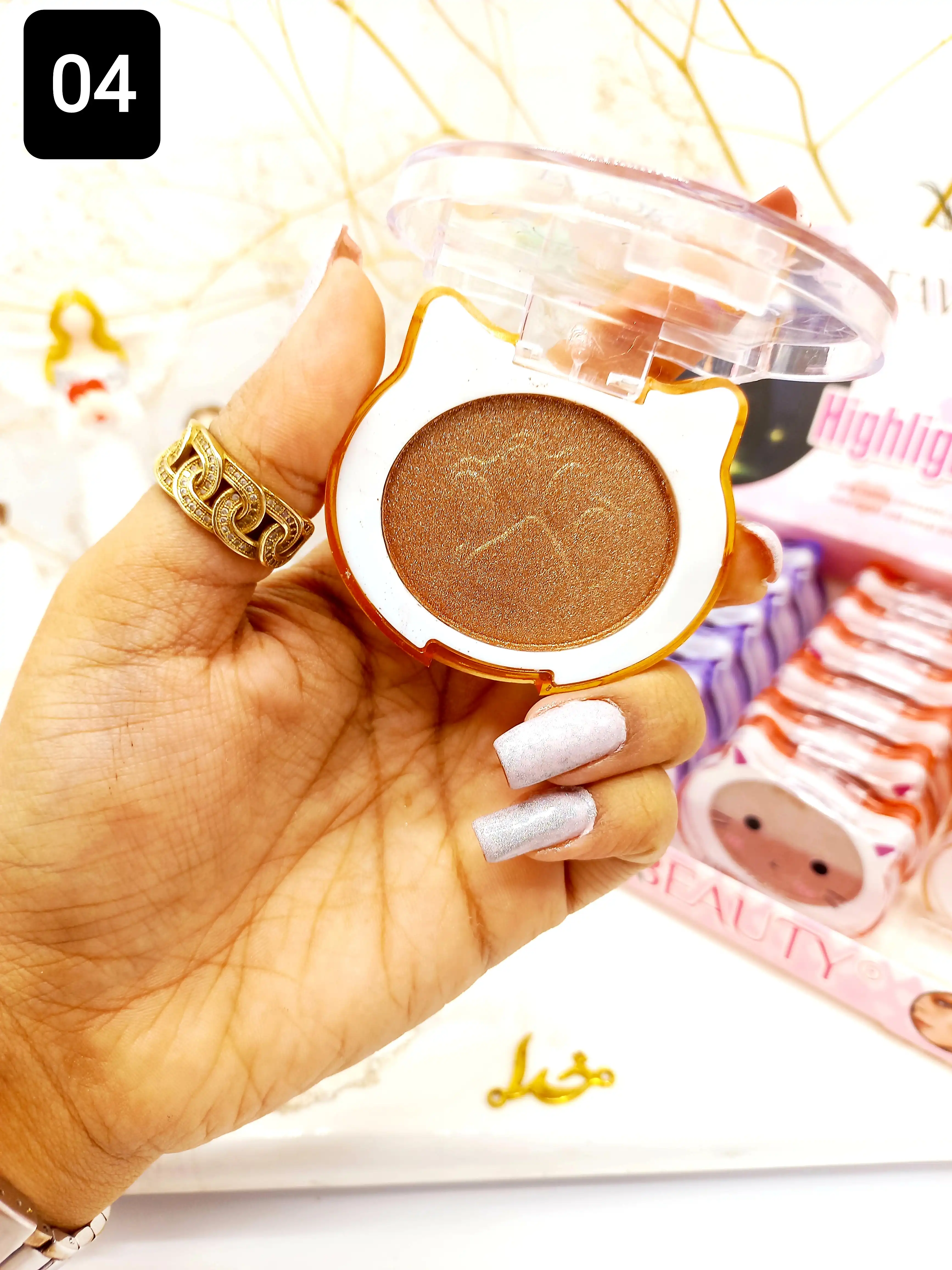 هایلایتر پرطرفدار فانتزی طرح گربه فاور بیوتی Favre Beauty کد 6663