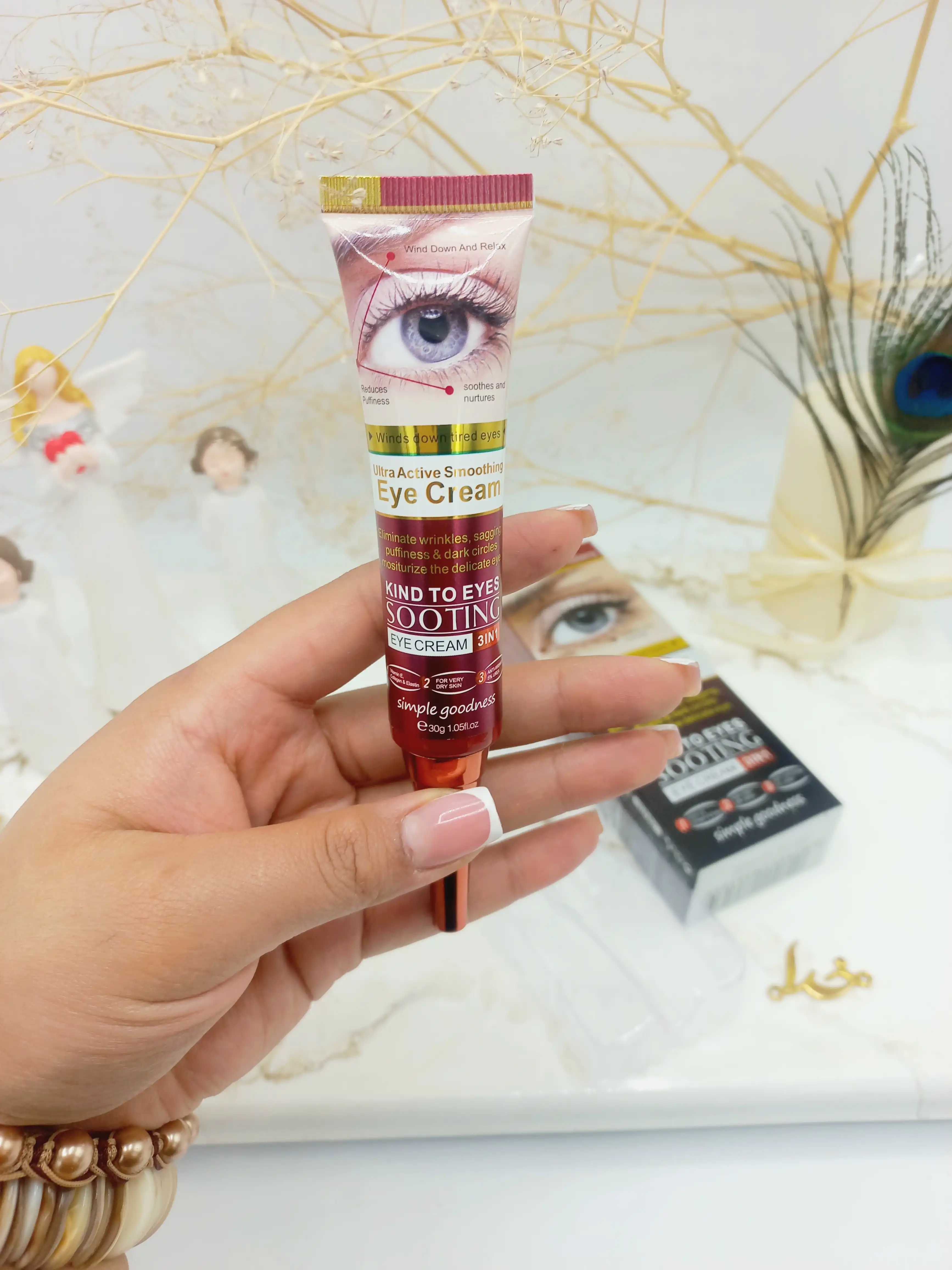 کرم تخصصی از بین برنده چین و چروک افتادگی پف و سیاهی دور چشم برند فاسمک FASMC کد FM070