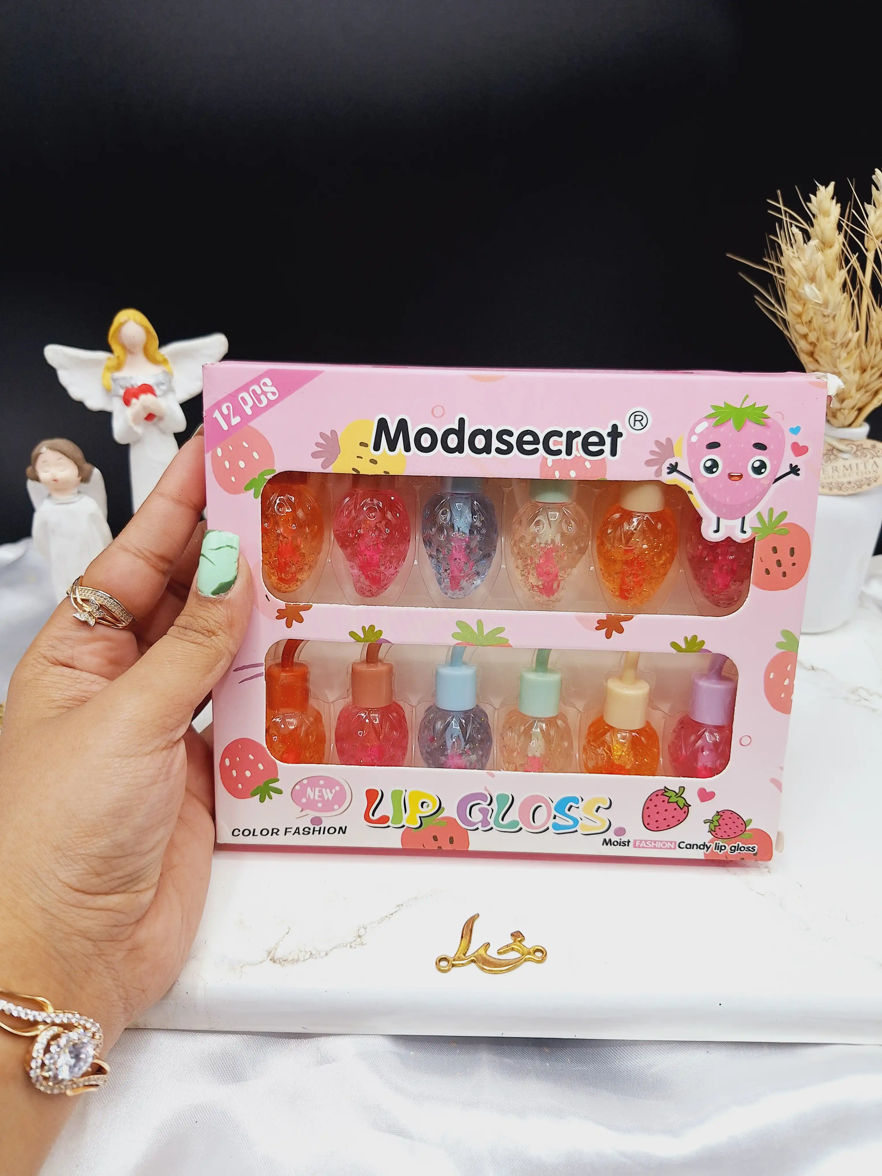لیپ گلاس طرح توت فرنگی مدا سکرت Moda Secret کد YL_33260