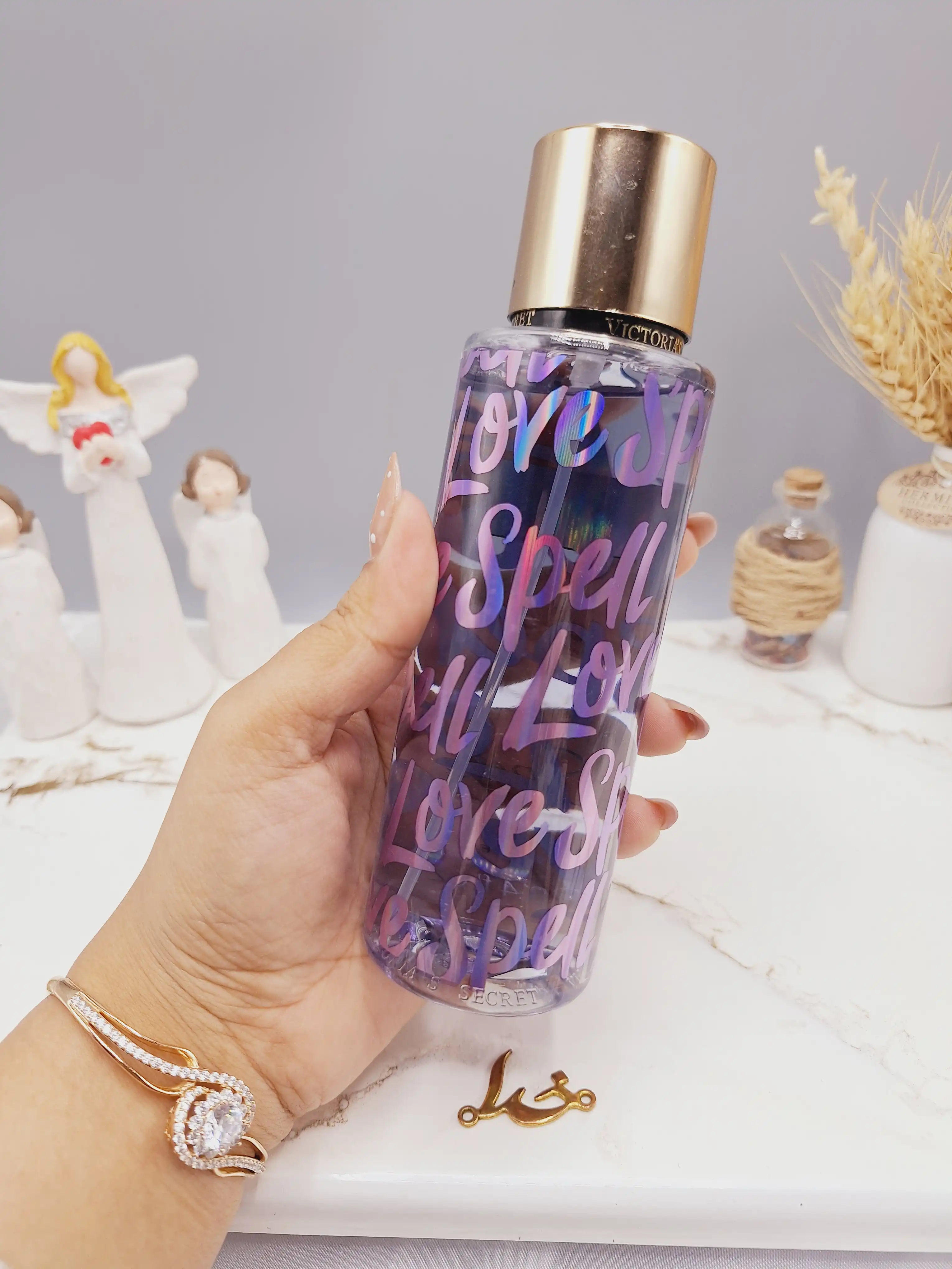 بادی اسپلش 250 ml ویکتوریا سکرت مدل Love Spell اورجینال