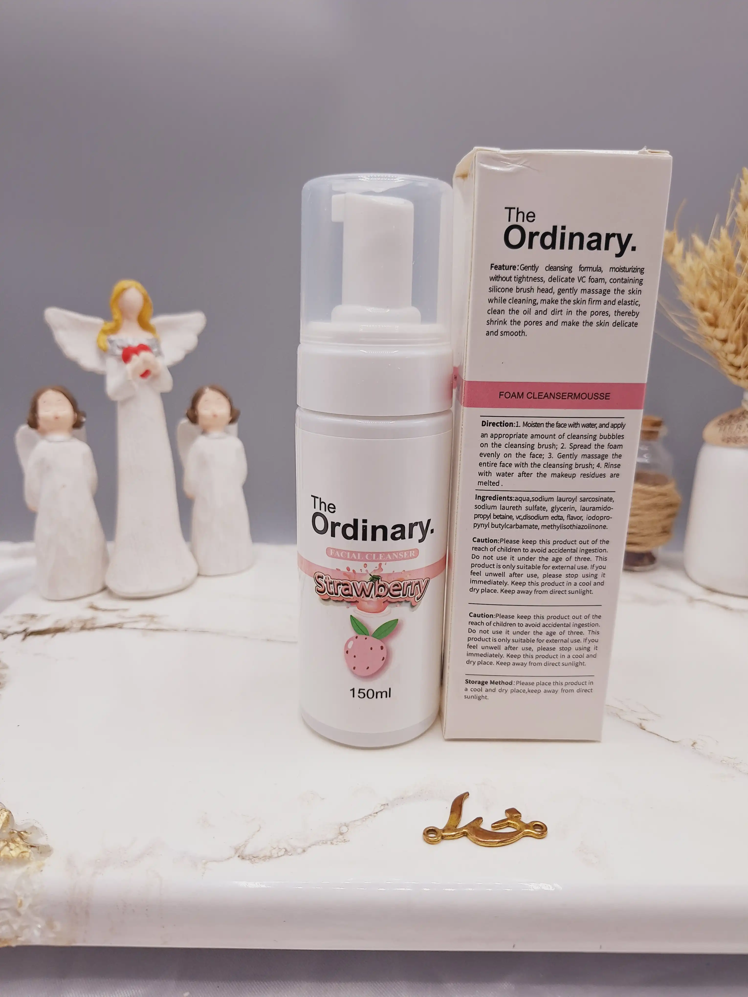 فوم شستشو صورت با عصاره توت فرنگی برند اوردینری ordinary کد 2225