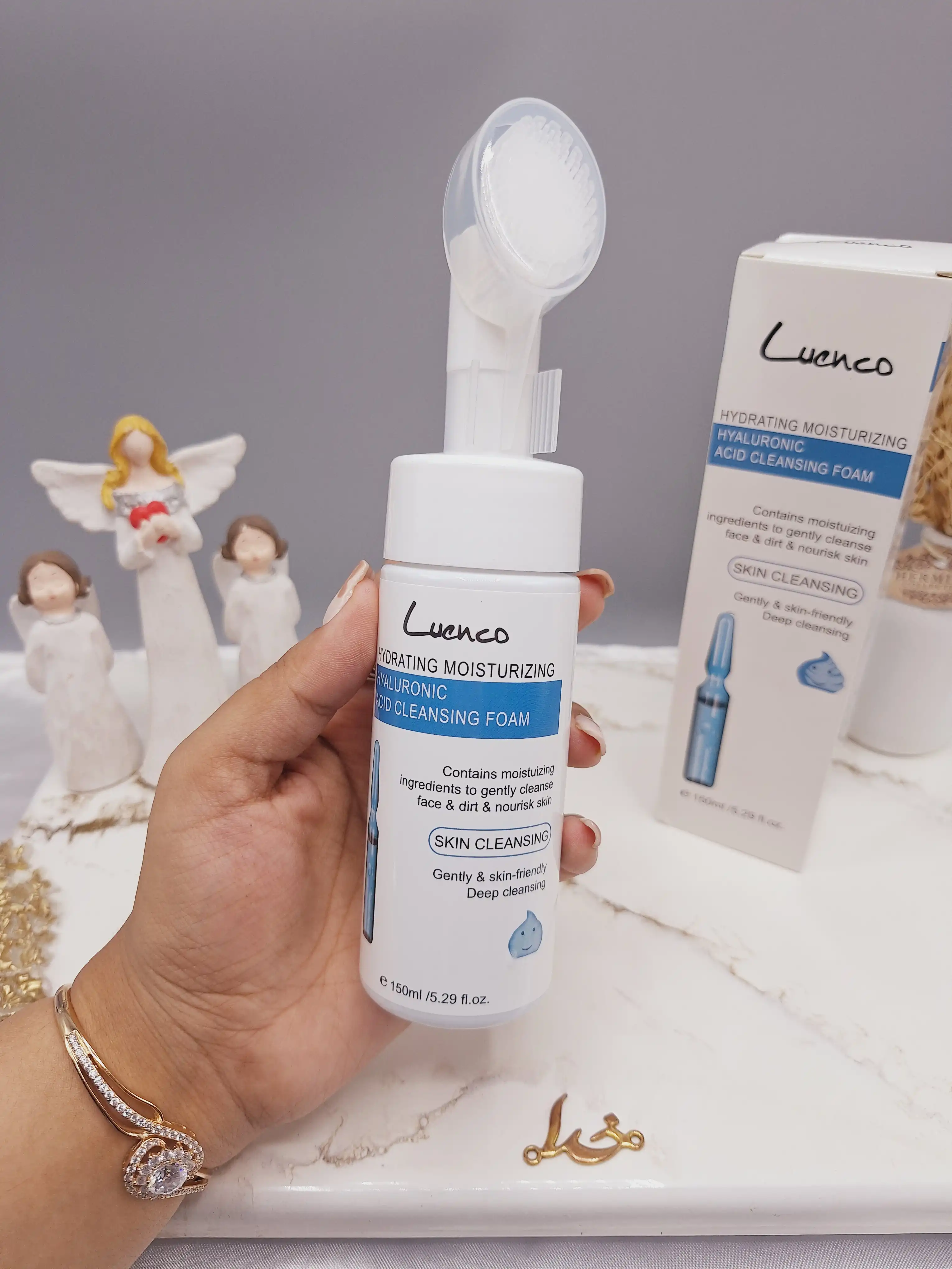 فوم شستشو کف دار صورت براش دار هیالورونیک اسید برند Luenco کد 2307_7