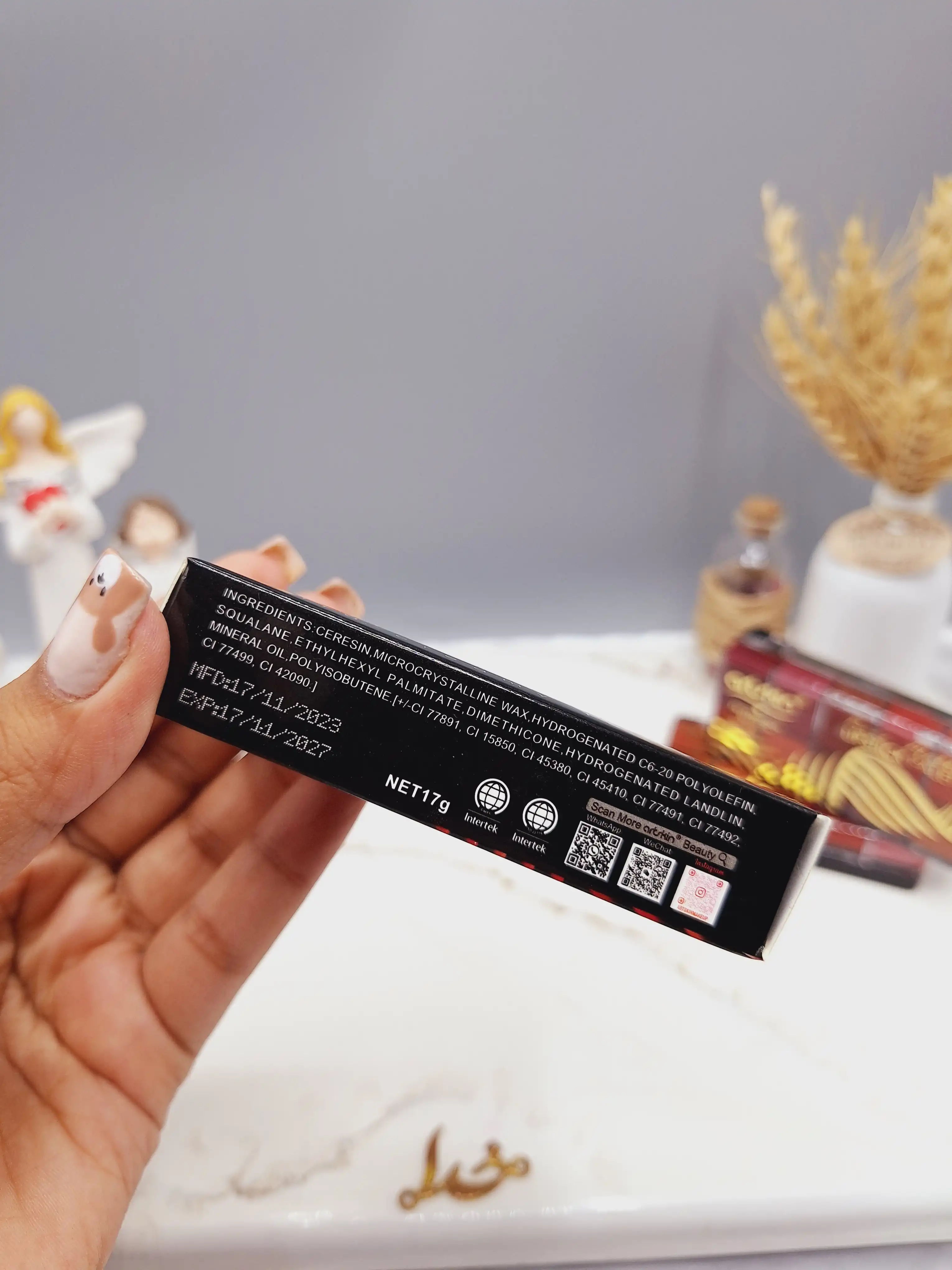 پالت رژ جامد 10 تایی برند آرت اسکین کد AS972169