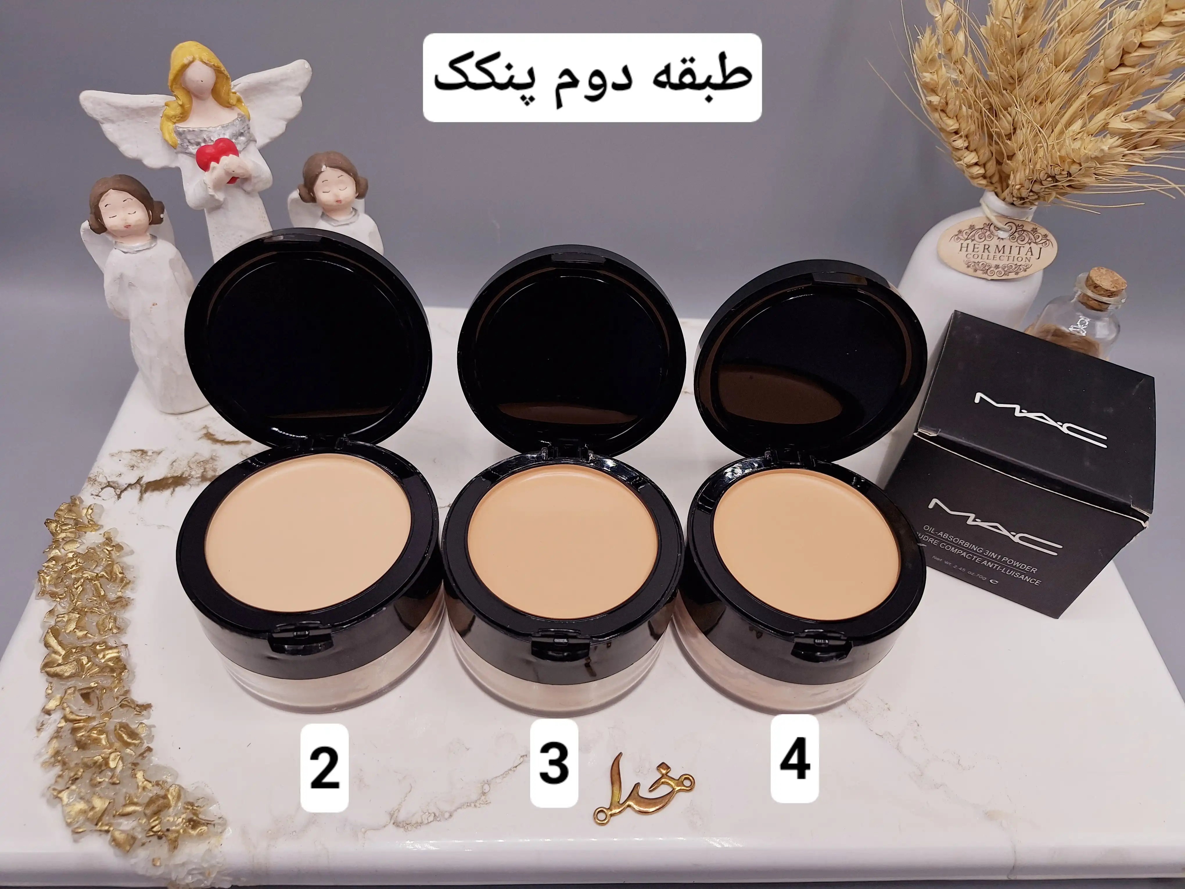 پودر فیکس سه طبقه به همراه پنکک خشک و چرب برند مک کارتن مشکی کد  2706B