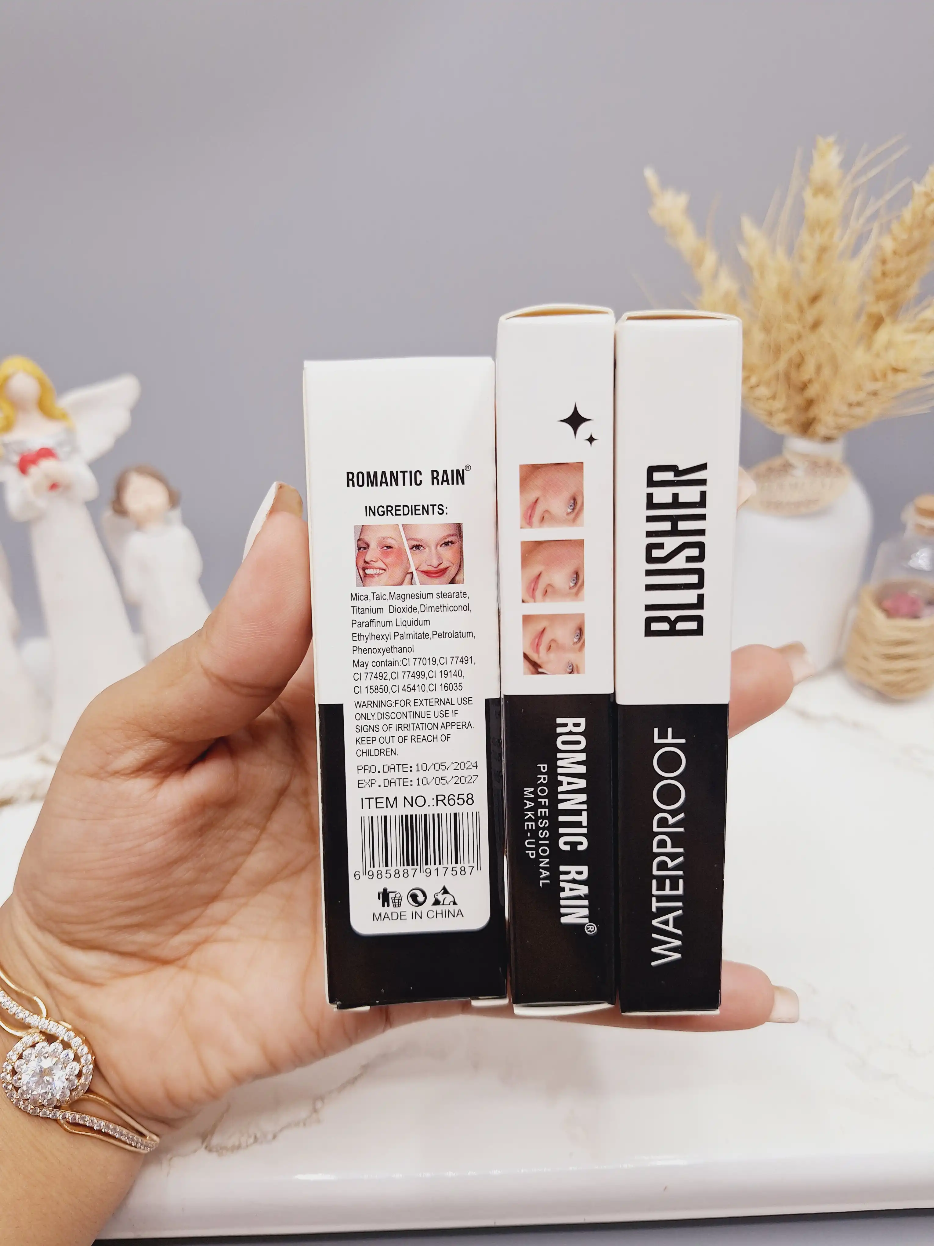 رژ مایع کوشنی فوق العاده با کیفیت و مخملی برند ROMANTIC RAIN کد NO:R658