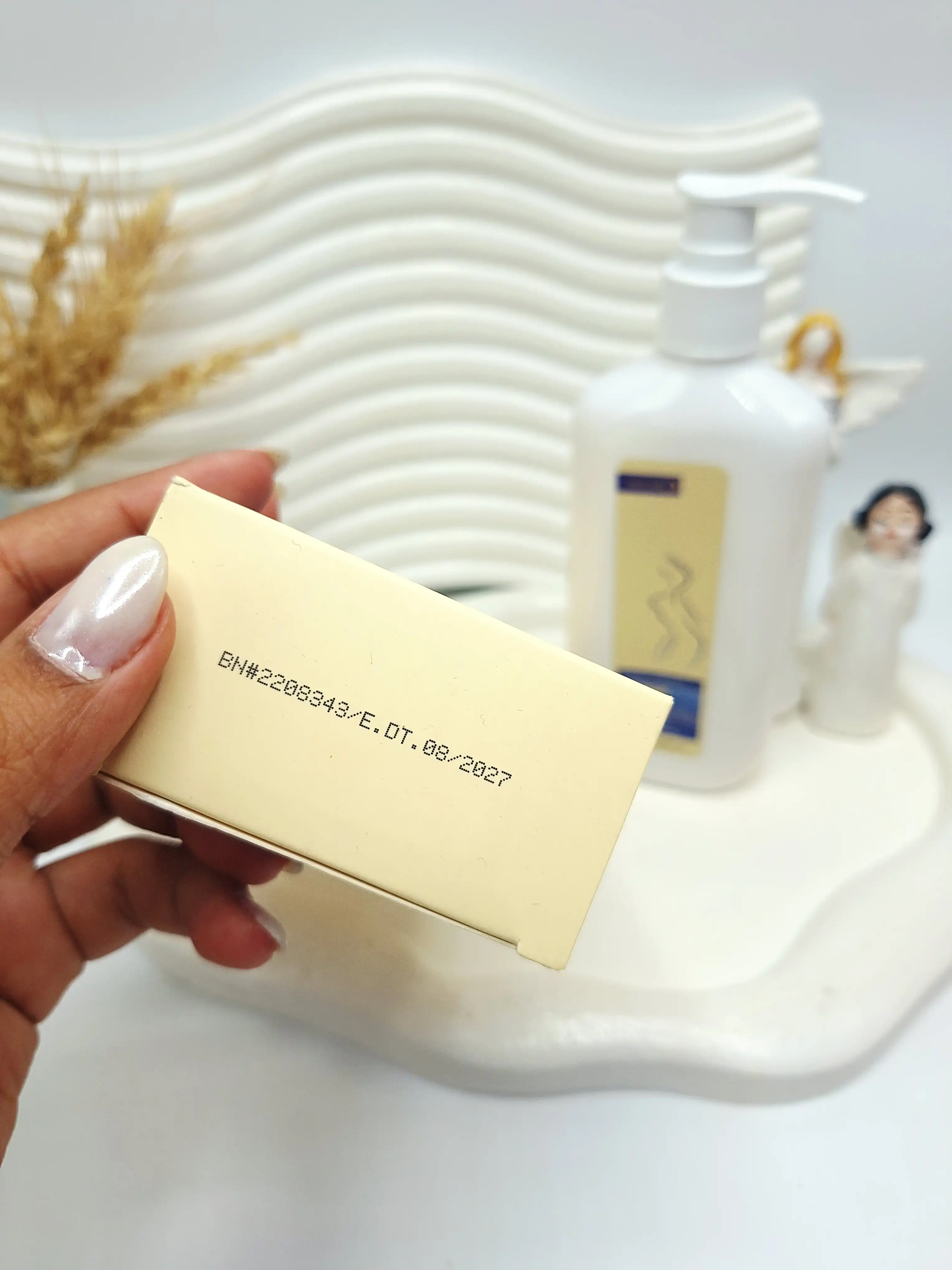 لوسیون لیفت و سفت کننده سینه برند مکس لیدی کد 5077
