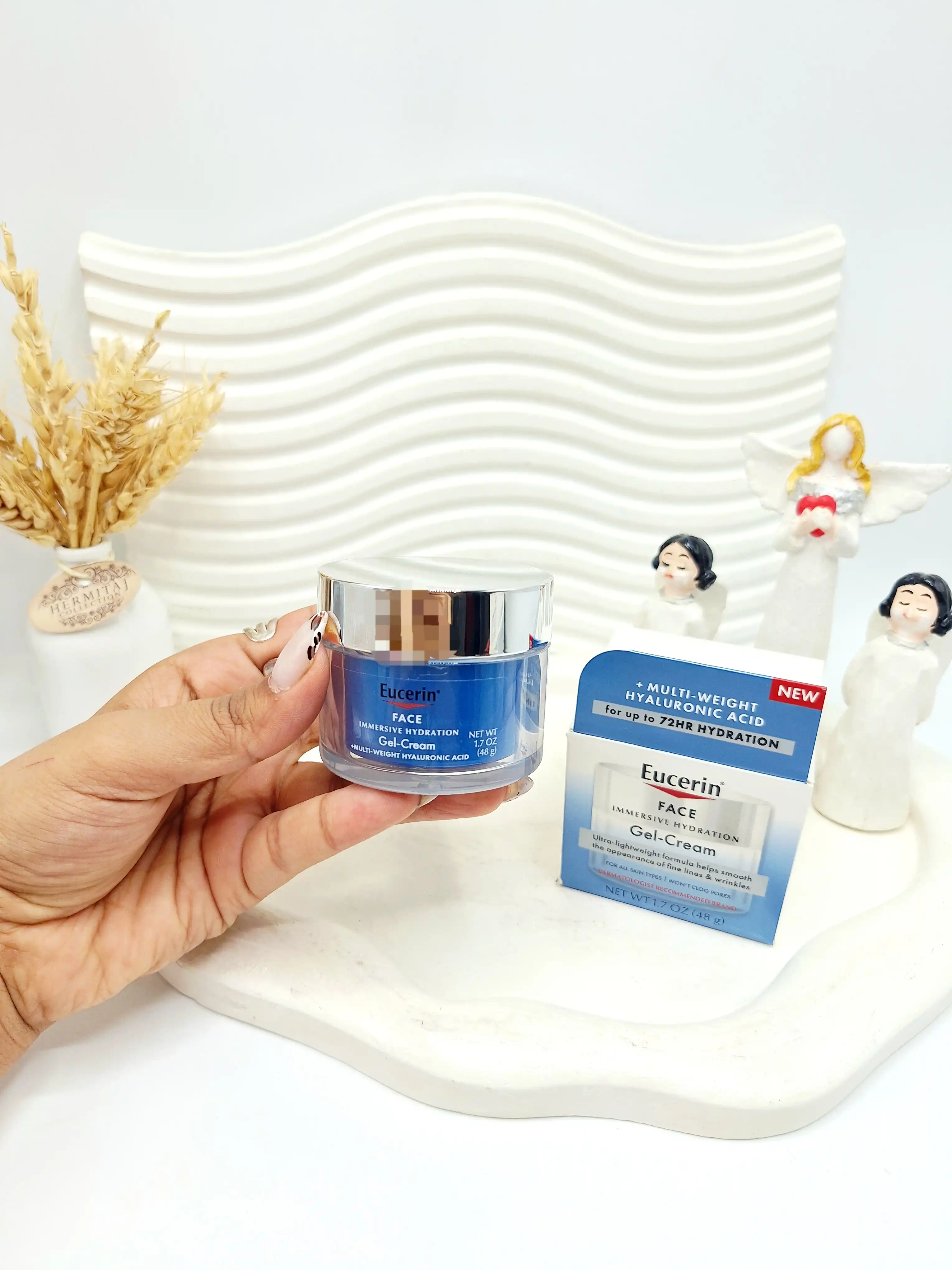 ژل کرم آبرسان و رفع چین و چروک ریز صورت برند Eucerin های کپی امارات کد ۳۷۹۶