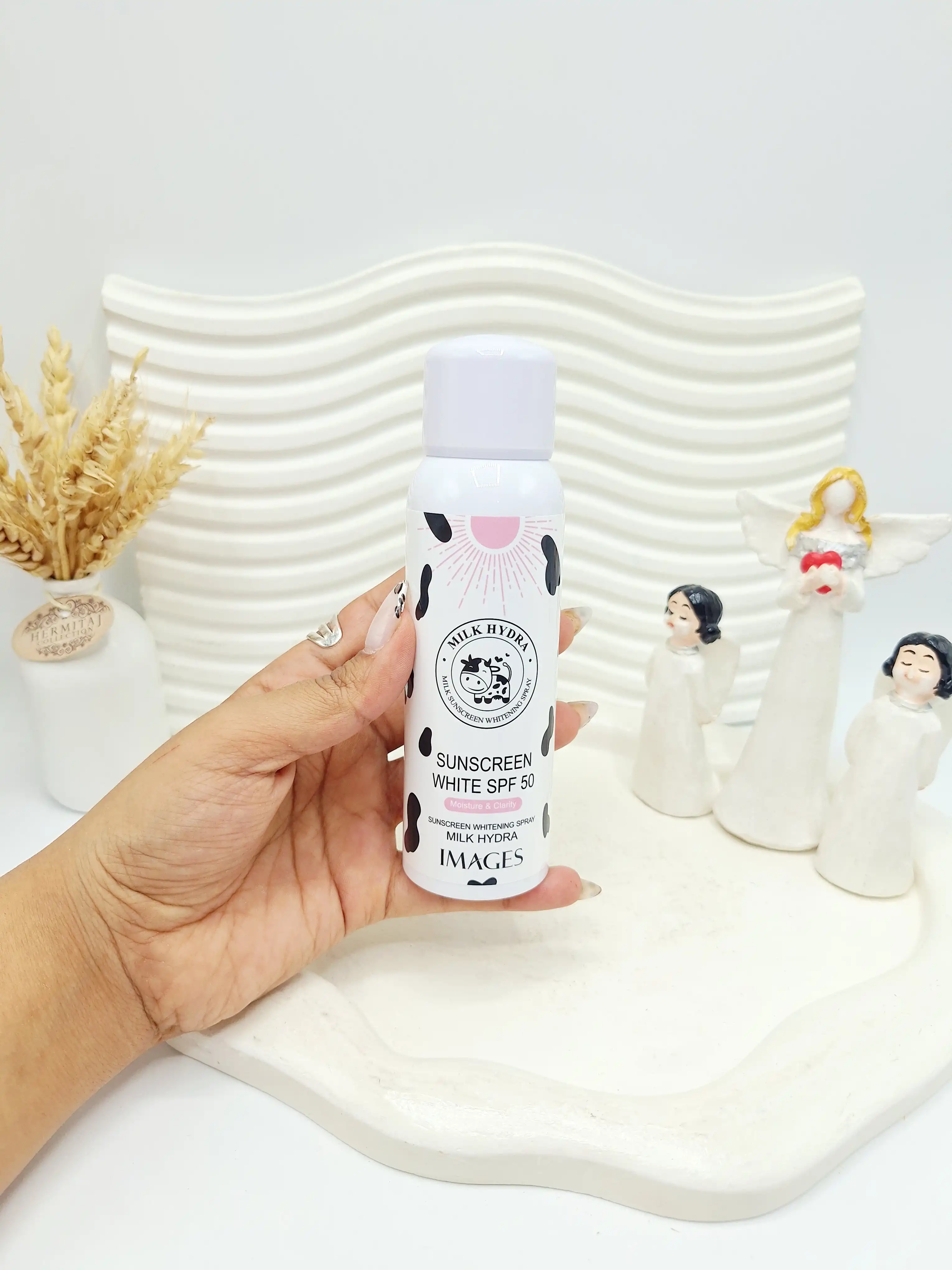 اسپری ضد آفتاب شیر گاو SPF 50 برند ایمیجیز کد 3927